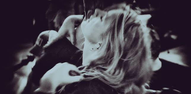 05:00: The Big Swindle (S1 E6) (S1) | ID | 11/25 2025