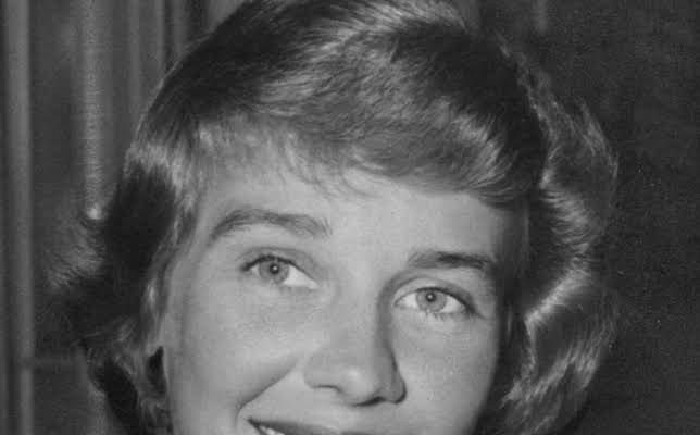 Betsy Drake