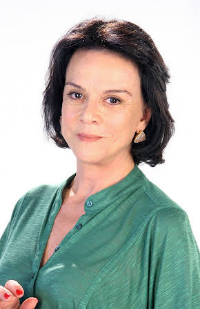 Clarisse Abujamra as 