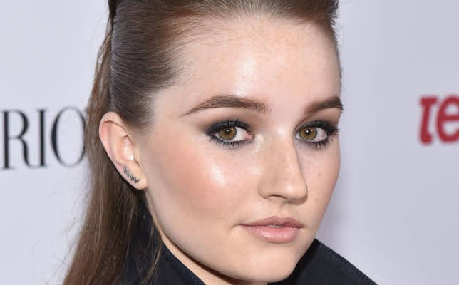 Kaitlyn Dever