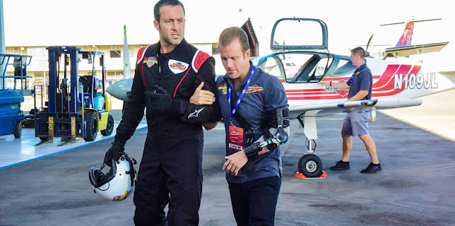 16:40: Hawaii Five-0 (S8 E8) (S8) | TV6 | 12/17 2025