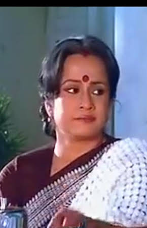 Nandita Thakur as 