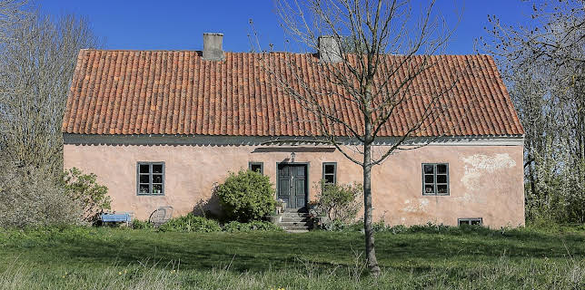 23:35: Det sit i veggane | NRK 3 | 12/11 2025