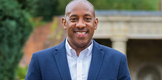 11:15 AM: Homes Under the Hammer (S25 E60) (S25) | BBC One Wales | 10/31 2025