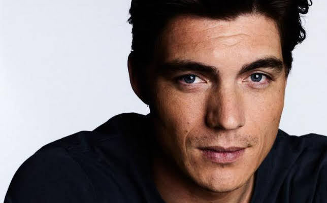 Zane Holtz