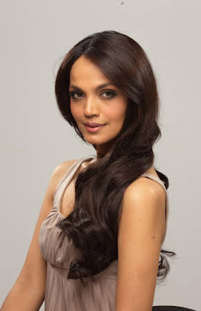 Aamina Sheikh as 