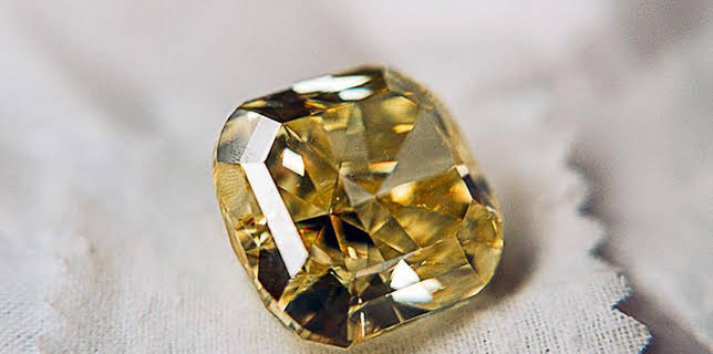 15:20: Diamanten - Mythos und Marketing | Arte | 12/21 2025