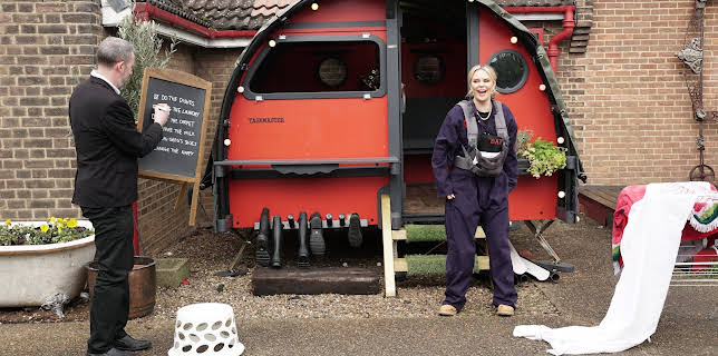 20:00: Kongen befaler UK (S17 E3) (S17) | MAX | 11/19 2025