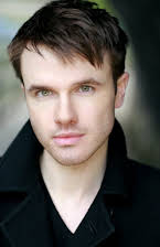 Ronan Raftery como 