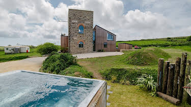 5:10 PM: George Clarke's Remarkable... | More 4 | 1/11 2026