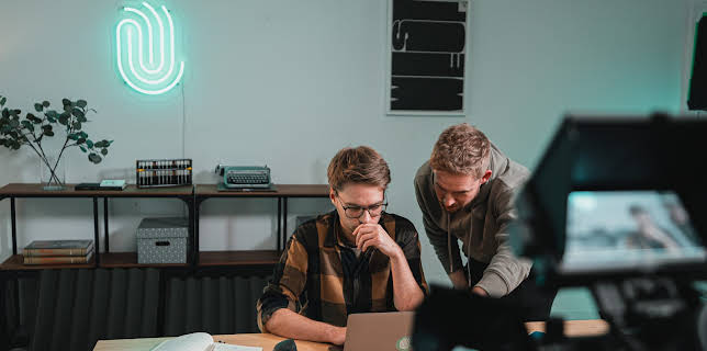 07:30: Roblox - Kinderspiel für Cybergroomer? | ZDFinfo | 11/20 2025