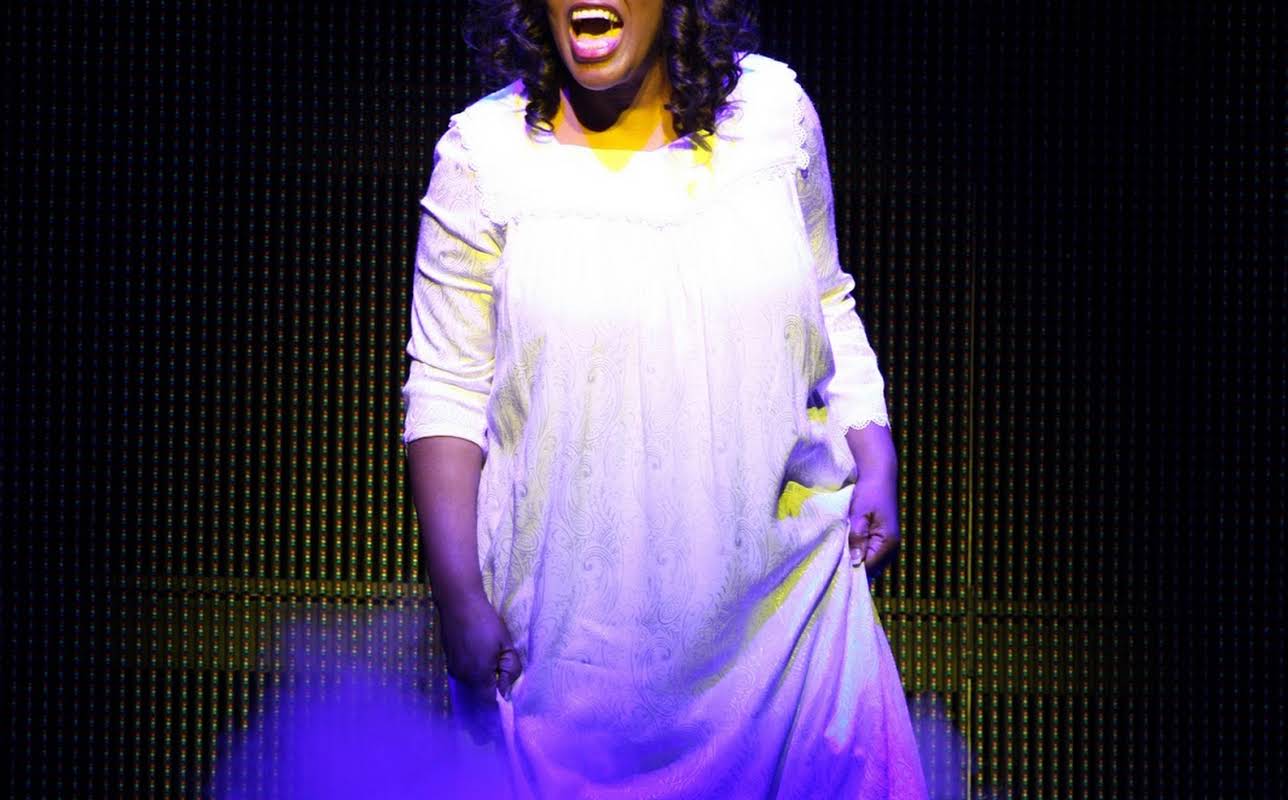 Chandra Currelley-Young