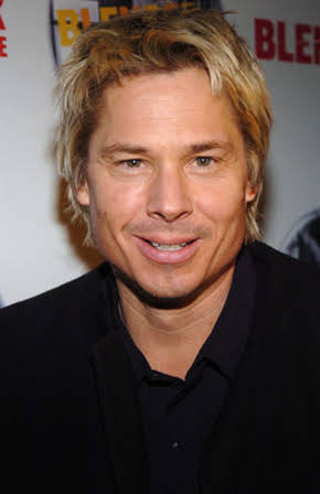Kato Kaelin as 
