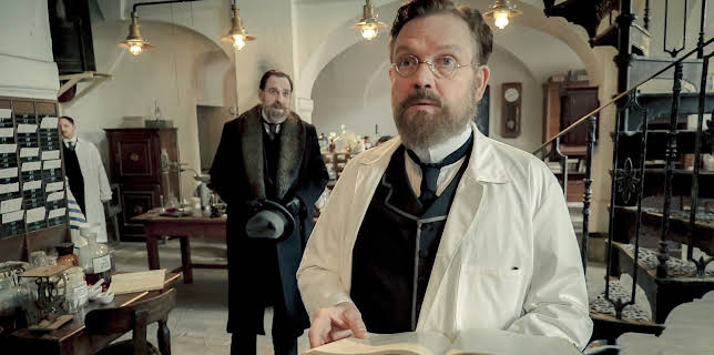 22:30: Charité (2) | HR Fernsehen | 3/26 2026