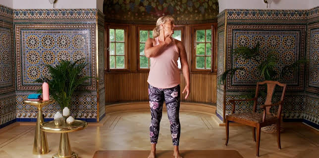 12:35: Sprek med Sofia: Bevegelighet 4 | NRK 2 | 2/3 2026