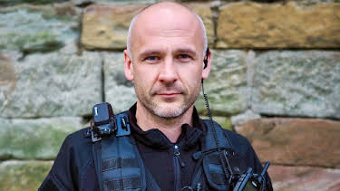 4:00 PM: Police Interceptors (S10 E4) (S10) | 5 Star | 4/1 2026