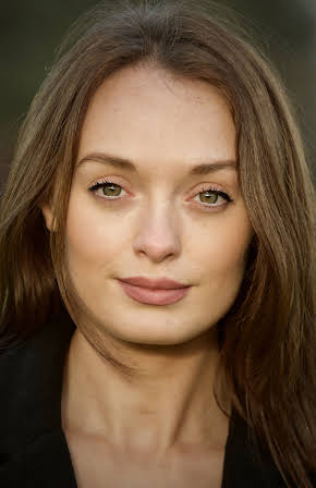 Elva Trill as Petra Petrovich