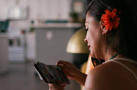 Death by Fame, Season 1: Celebrity Sexpert