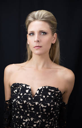 Michelle Lang as 