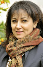 Danielle Barbosa como 