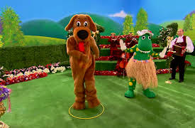 Dorothy the Dinosaur Season 1: Wags Brings Hula Hoops