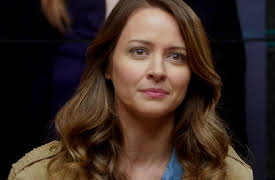 MacGyver, Season 1: Screwdriver