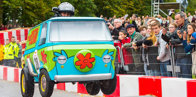 12:00 PM: Red Bull Soapbox Race (S5 E5) (S5) | Dave | 11/29 2025