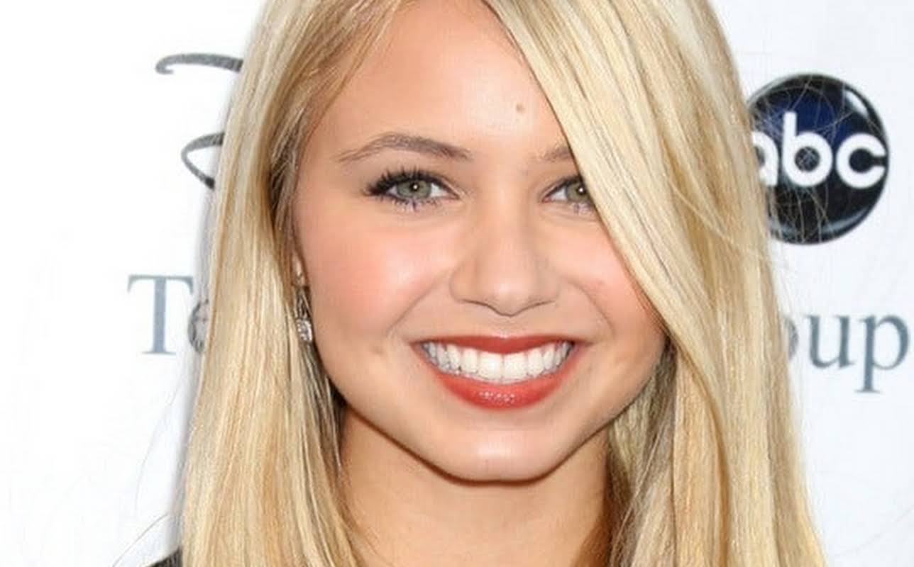 Ayla Kell