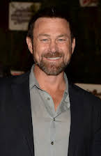 Grant Bowler som 