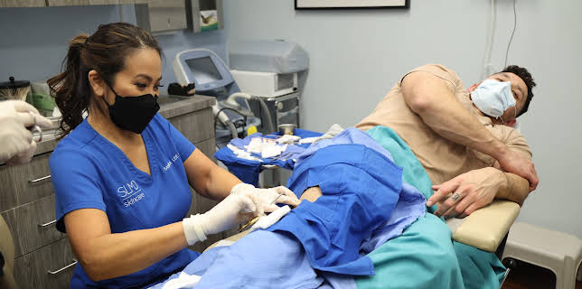 20:00: Dr. Pimple Popper (S5 E14) (S5) | TLC | 12/8 2025