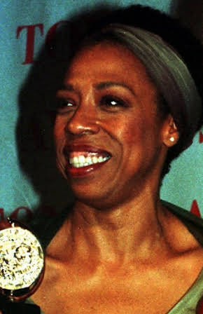 Lynne Thigpen as 