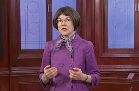 The Story of Medieval England: From King Arthur to the Tudor Conquest: Courtly Love