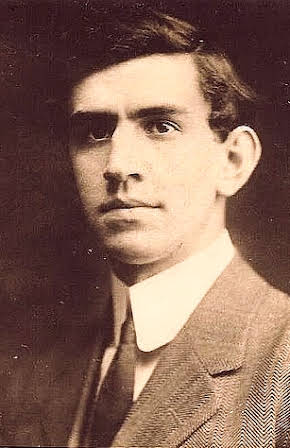 Victor Kilian as Darby
