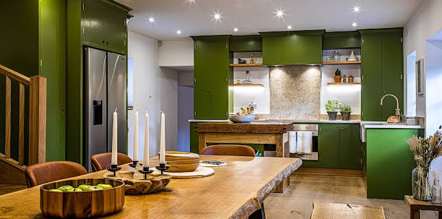 8:00 PM: George Clarke's Remarkable... | Channel 4 | 11/20 2025