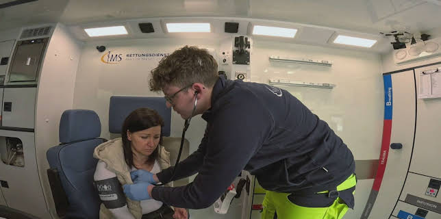 11:30: Lebensretter hautnah - Wenn jede Sekunde zählt | Sat1 | 2/18 2026