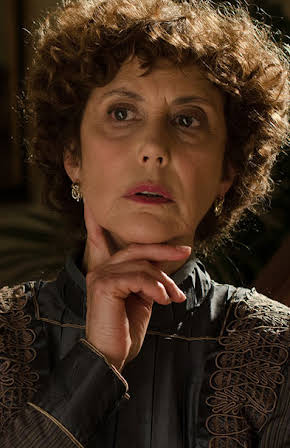 Marta Fernández Muro as 