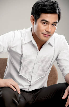 Benjamin Alves as 