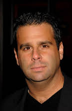 Randall Emmett como Director