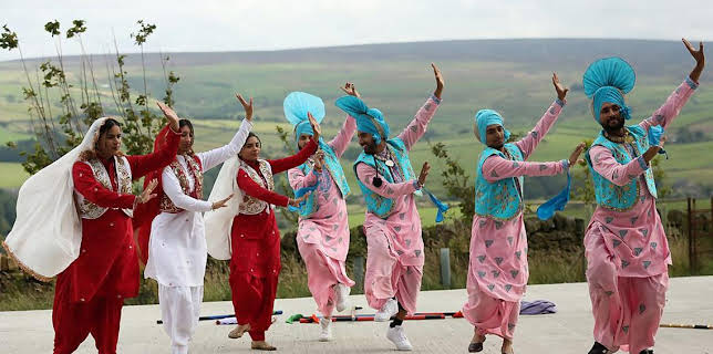 8:00 PM: Dance Passion | BBC Four | 11/9 2025