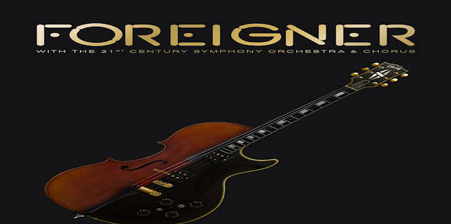 Foreigner: With the 21st Century Symphony Orchestra and Chorus (2017)