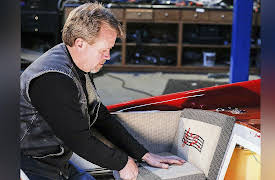 Flipping Ships Season 1: Country Superstar on Deck