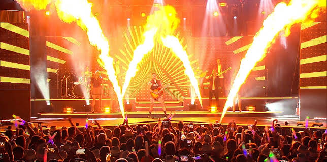 21:05: Hits, Herz und Heimat - Der Schlagerhype | 3SAT | 12/17 2025