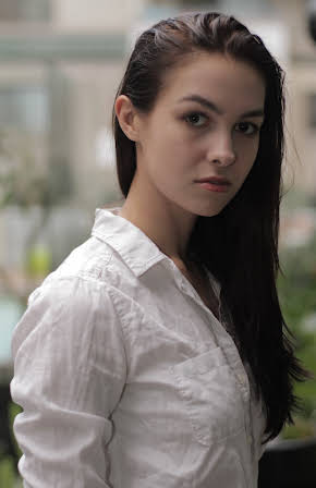 Ciara Flynn as Farmer's Daughter