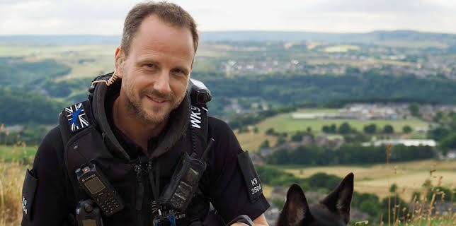 3:00 PM: Police Interceptors (S16 E2) (S16) | 5 Star | 11/26 2025