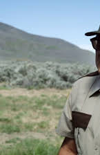 Joey Miyashima como Professor