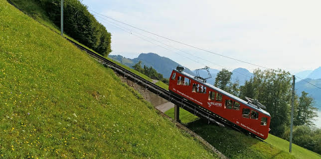 15:05: Spektakuläre Bergbahnen der Schweiz: "Pilatus" – Die Mythische | 3SAT | 3/19 2026