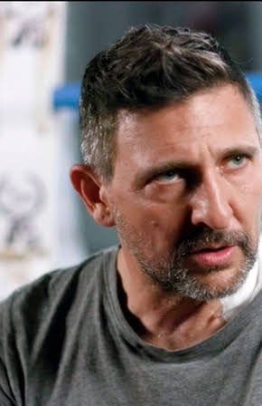 Andrés Herrera as 