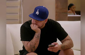 Rob & Chyna, Season 1: Baby Bump in the Road