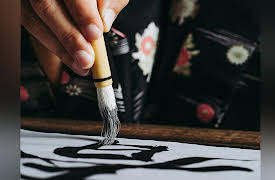 Language Families of the World: Japanese and Korean: Alike yet Unrelated