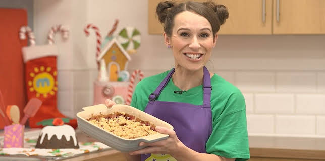 8:55 AM: Milkshake! Jen's Jolly Bakes (S1 E7) (S1) | Channel 5 | 12/9 2025